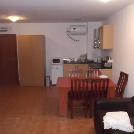 Old Inn - Mk شقة فندقية